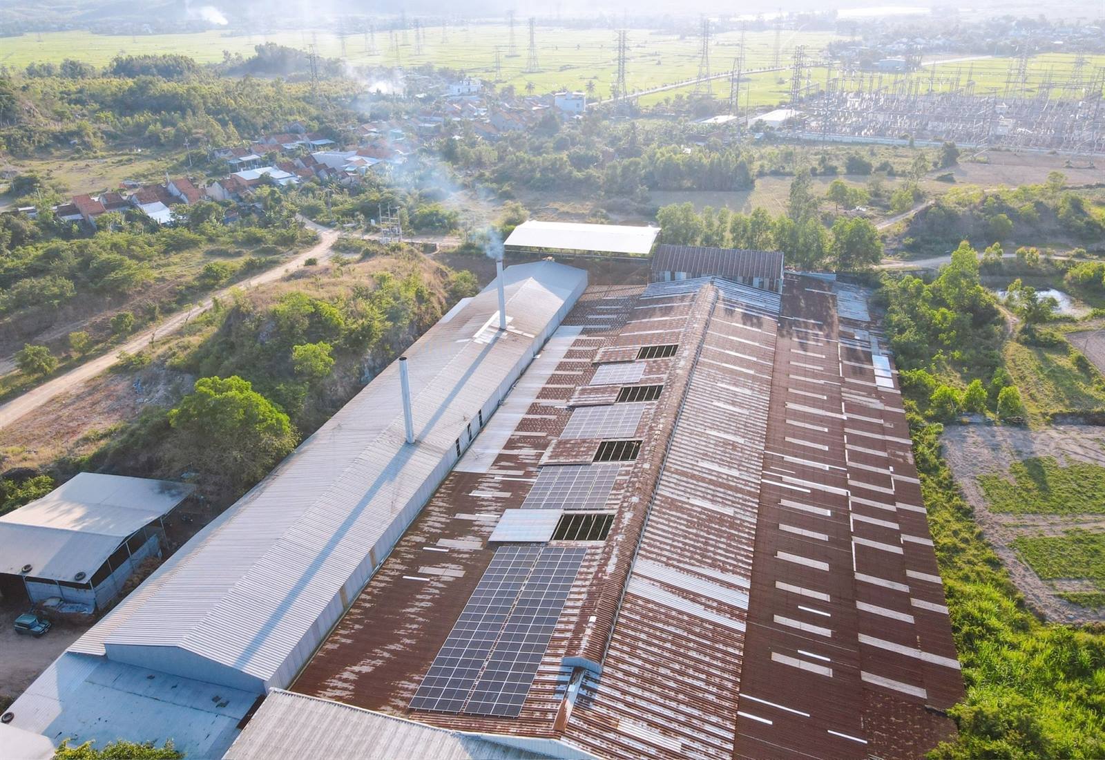 Dự án điện mặt trời áp mái 98kWp hòa lưới bám tải Lò gạch Phú Sơn, Phú Yên